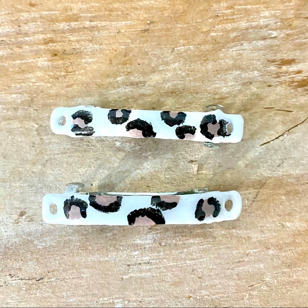 Snow Leopard “Mini Me” Resin Barrette Set